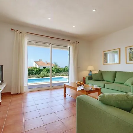 Sleeps 7 Pool Air Con Wifi * Binissafuller