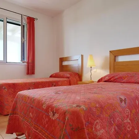Sleeps 7 Pool Air Con Wifi Villa